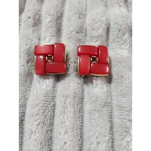 Vintage Lisner marked Red clip on earrings b34